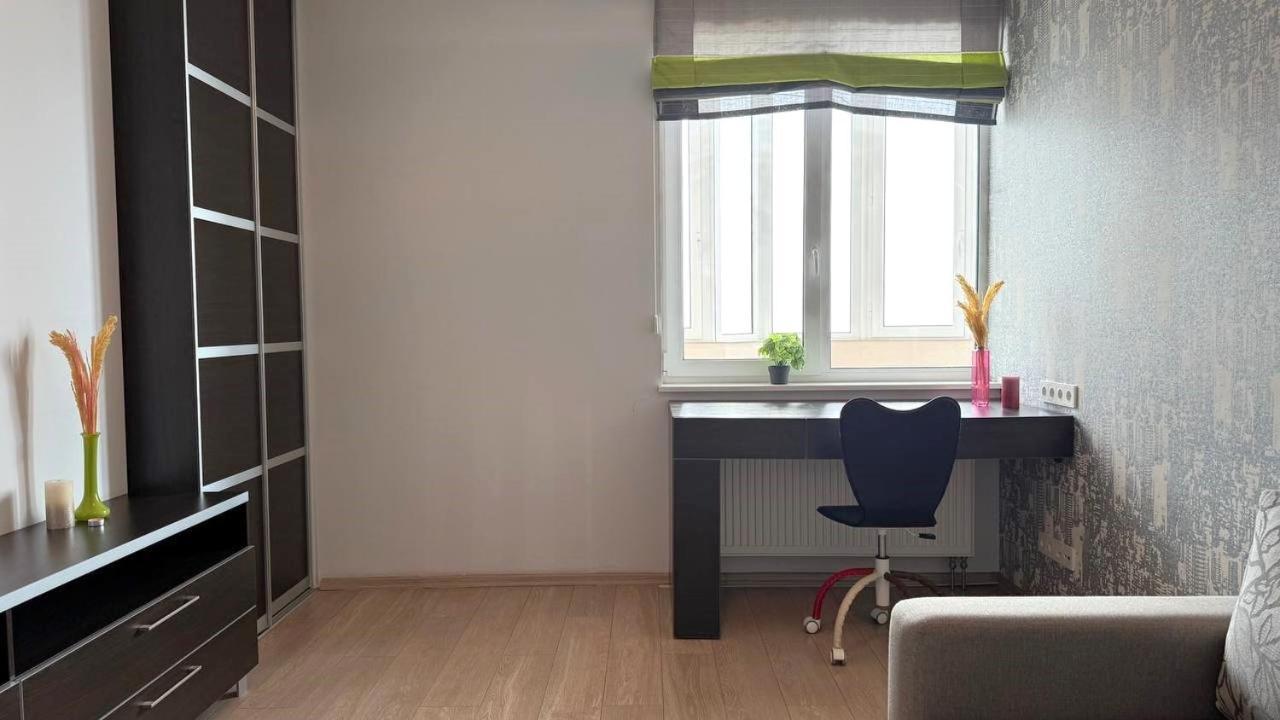 Bright House On 23 Serpnya Harkiv Exterior foto